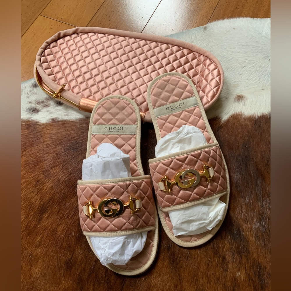 Gucci luxurious house slippers - Picture 2 of 10